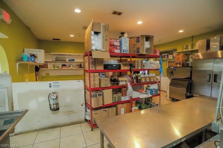 155 W Cowboy Way Labelle, FL 33935