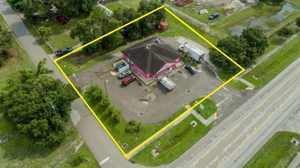 155 W Cowboy Way Labelle, FL 33935