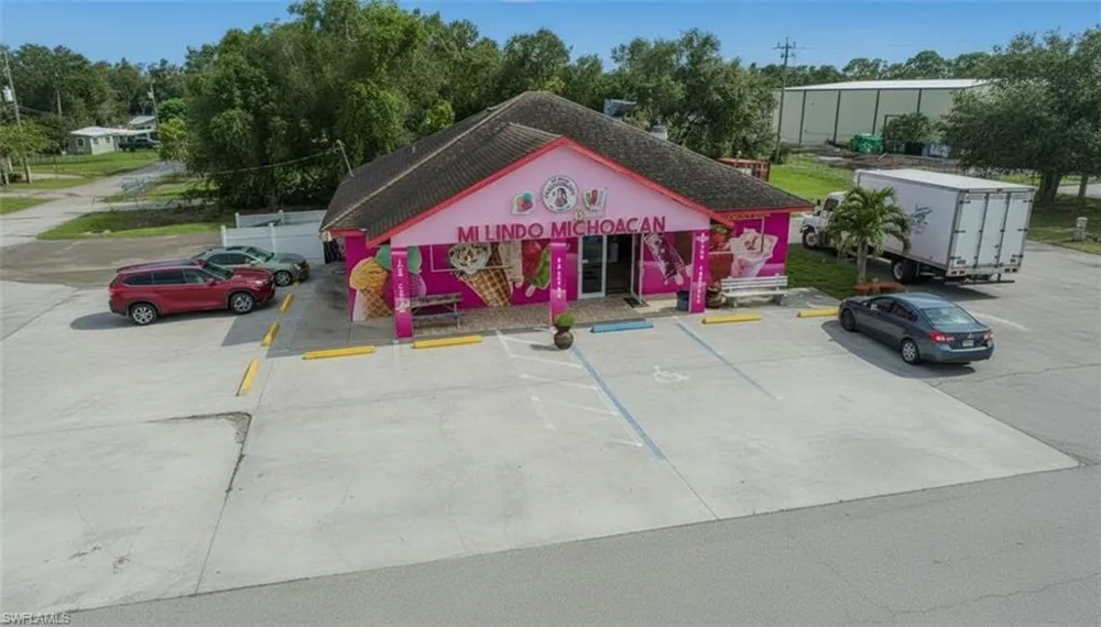 155 W Cowboy Way Labelle, FL 33935
