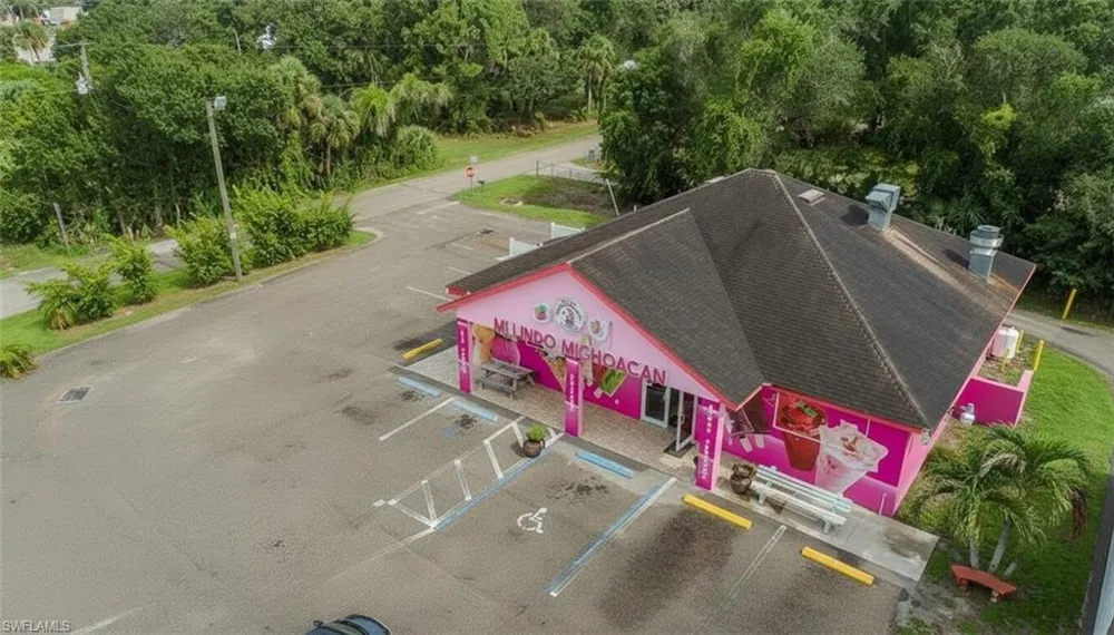 155 W Cowboy Way Labelle, FL 33935