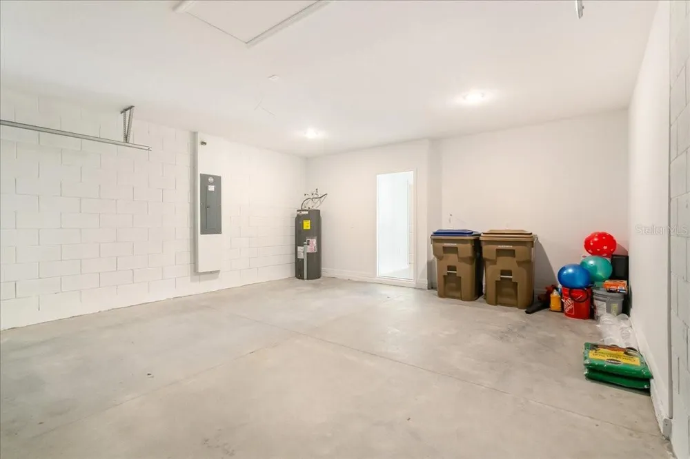 254 AMBER WAY Kissimmee, FL 34758