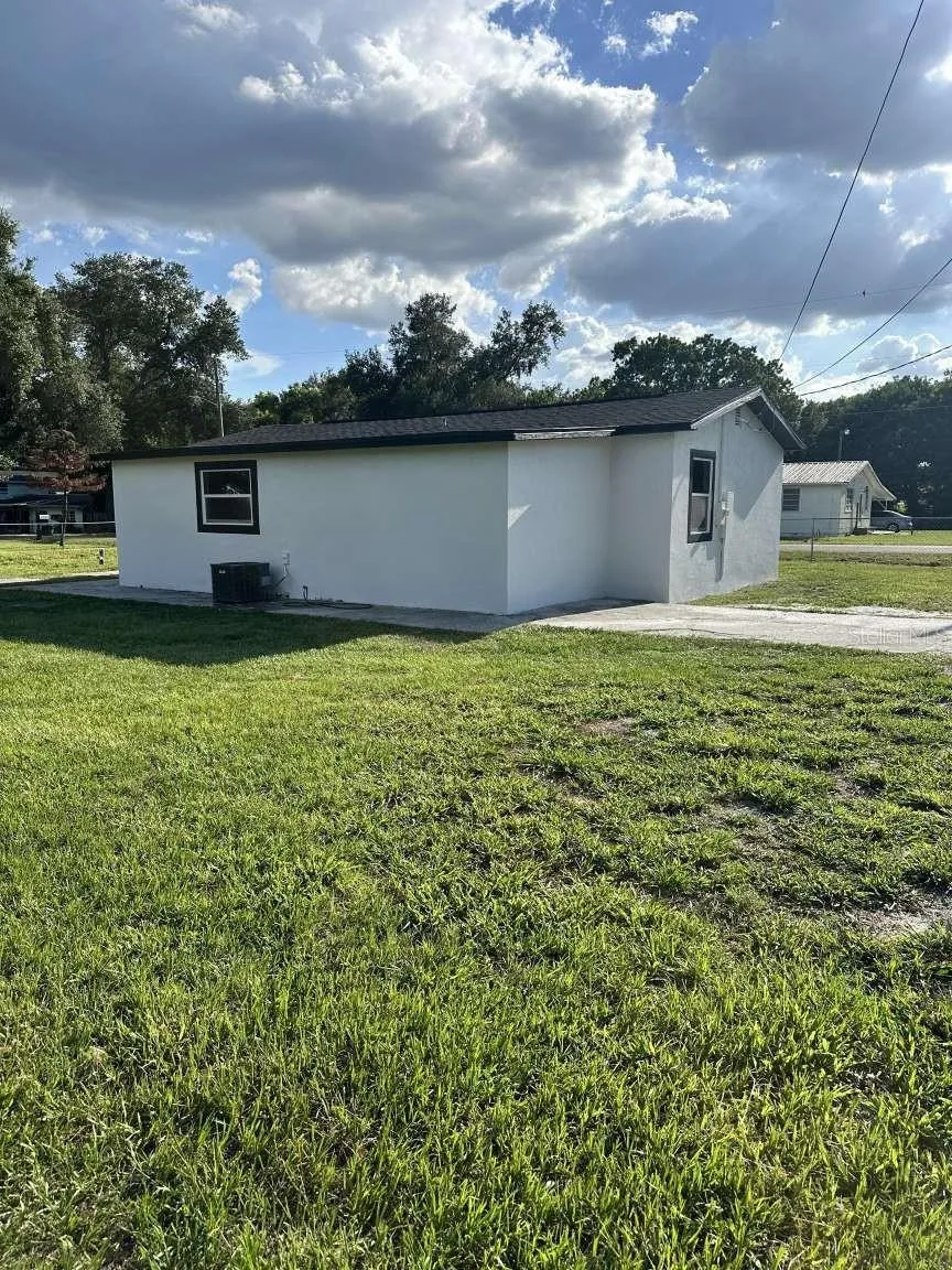 3329 LYNN DRIVE Lakeland, FL 33805
