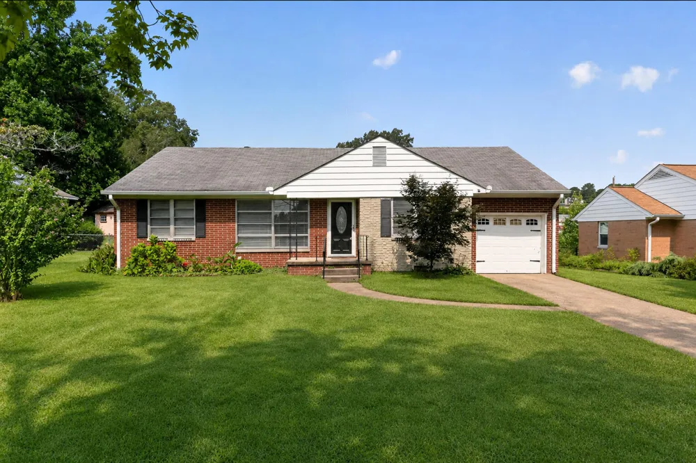 919 Belvoir Avenue East Ridge, TN 37412