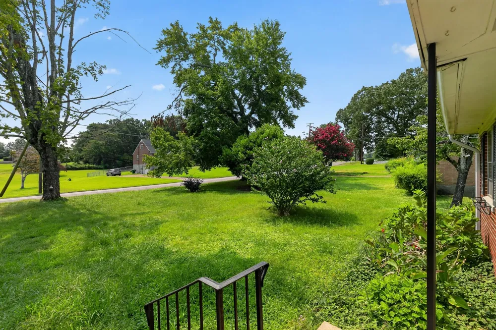 919 Belvoir Avenue East Ridge, TN 37412