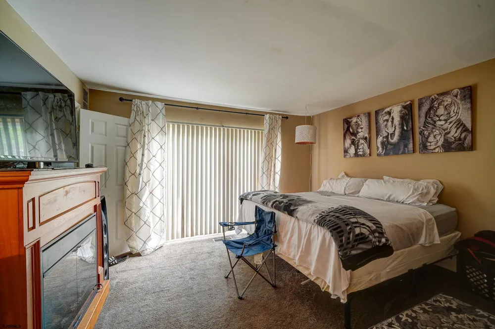 6041 Hoover Drive Mays Landing, NJ 08330