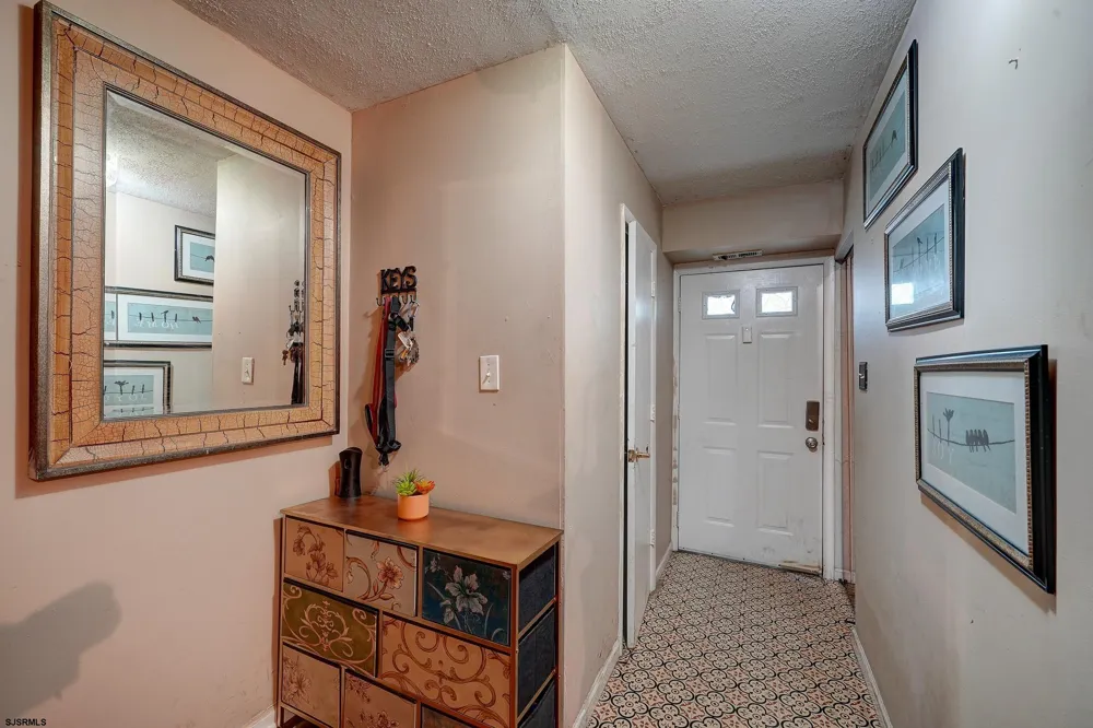 6041 Hoover Drive Mays Landing, NJ 08330
