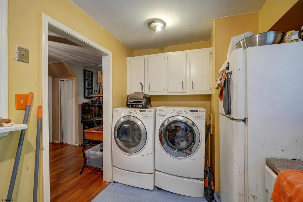 6041 Hoover Drive Mays Landing, NJ 08330