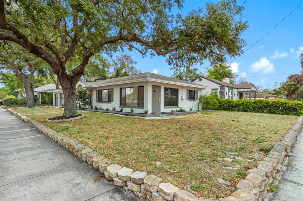 1005 APACHE TRAIL Clearwater, FL 33755
