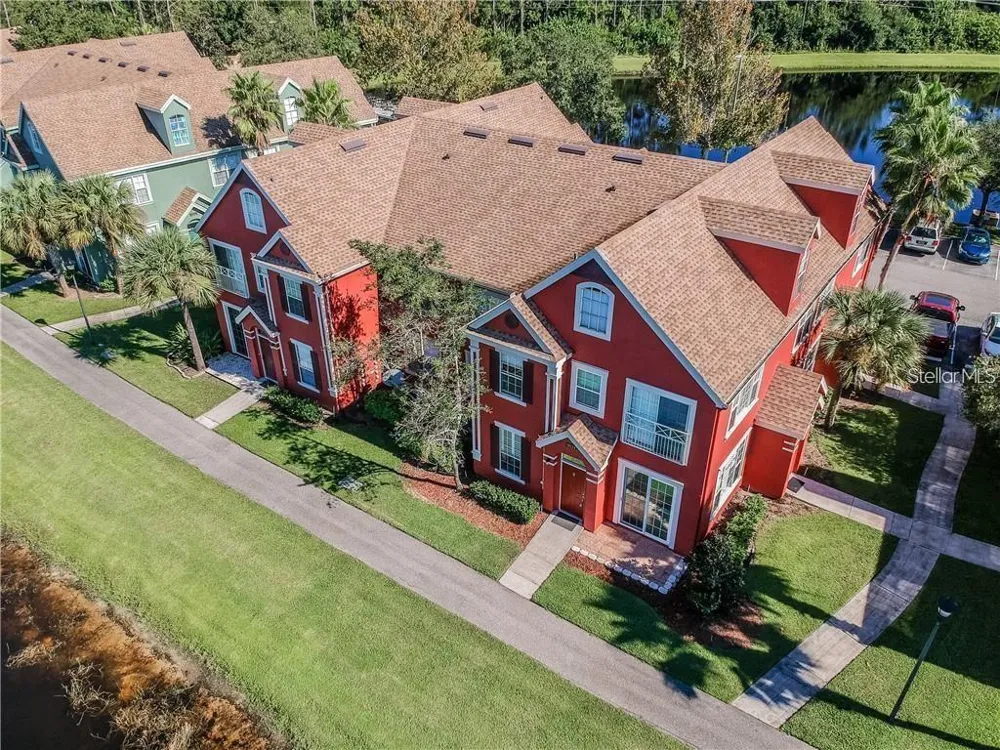 9034 LAKE CHASE ISLAND WAY #9034 Tampa, FL 33626