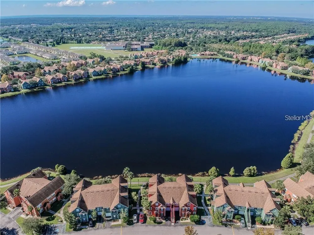 9034 LAKE CHASE ISLAND WAY #9034 Tampa, FL 33626