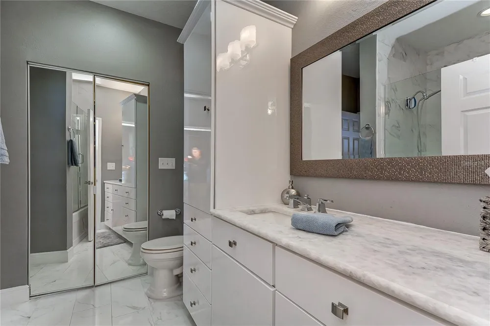 9034 LAKE CHASE ISLAND WAY #9034 Tampa, FL 33626