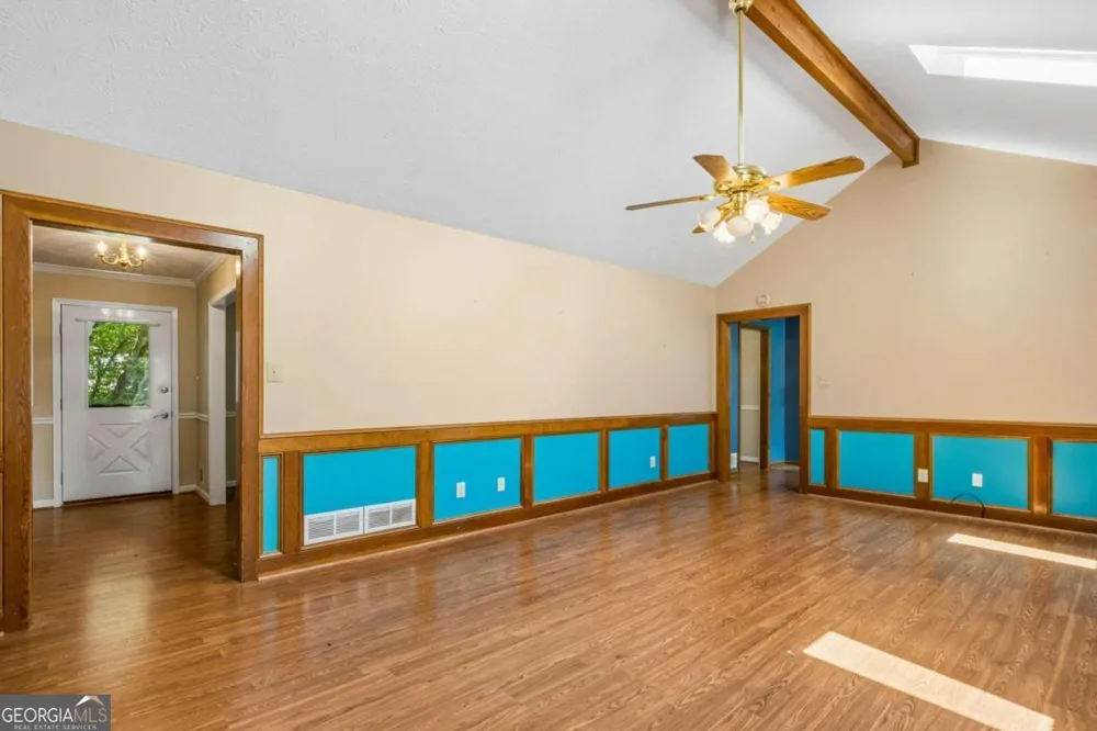 1192 Lakeview RD Grayson, GA 30017