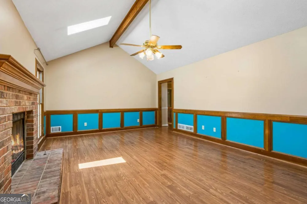1192 Lakeview RD Grayson, GA 30017