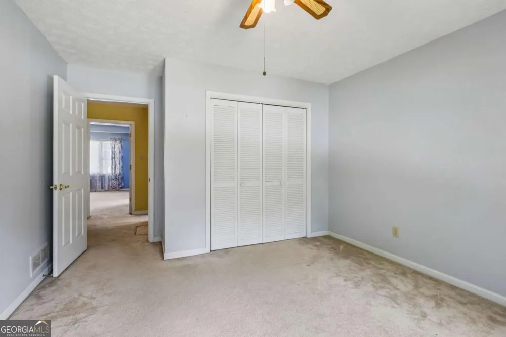 1192 Lakeview RD Grayson, GA 30017
