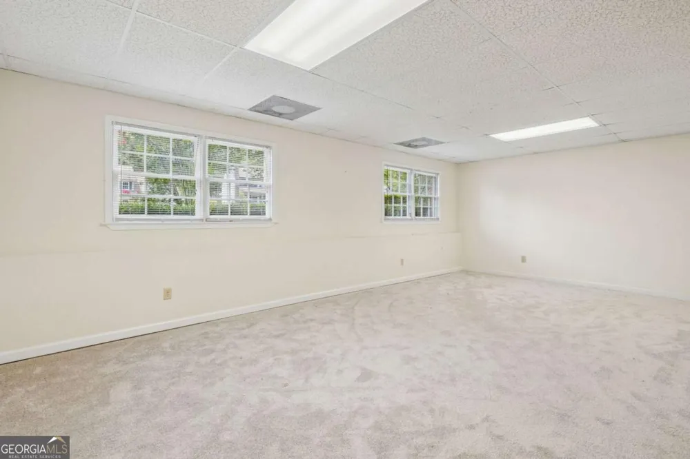 1192 Lakeview RD Grayson, GA 30017