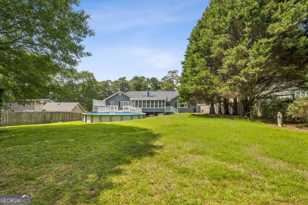 1192 Lakeview RD Grayson, GA 30017