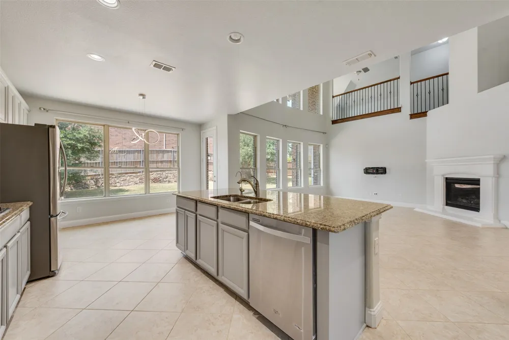 419 Aylesbury Drive Roanoke, TX 76262