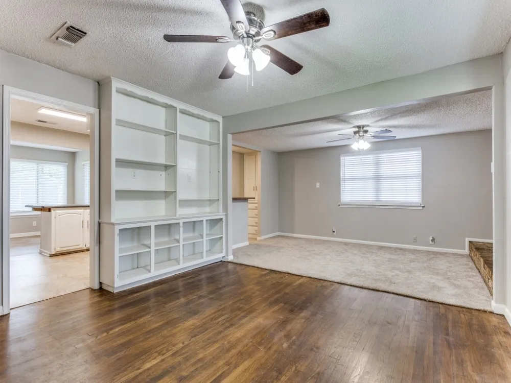 512 Bluebonnet Drive Hurst, TX 76053