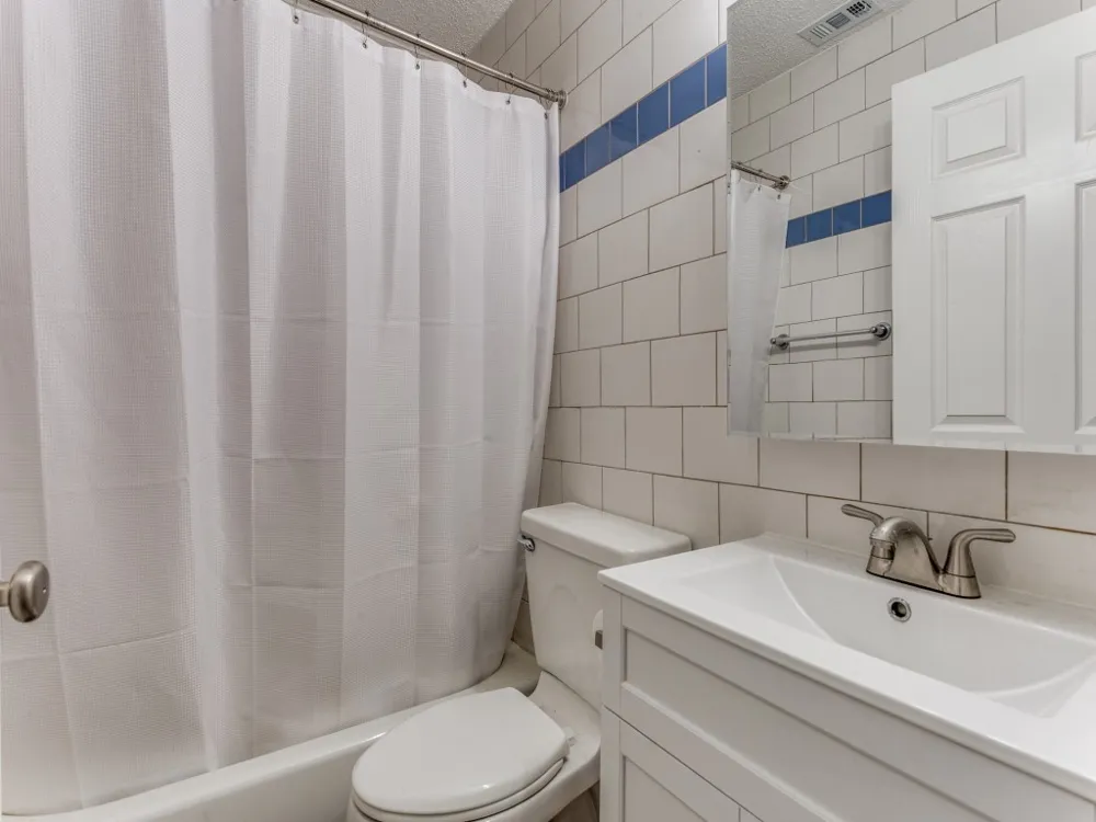 512 Bluebonnet Drive Hurst, TX 76053