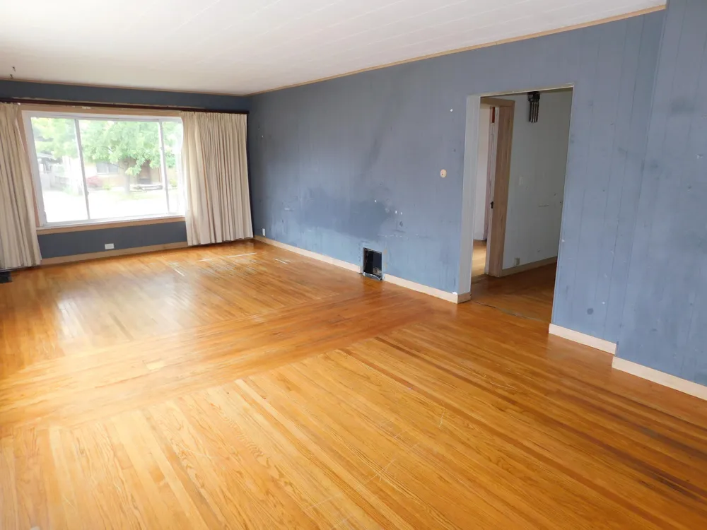 157 Harrison Street Manistee, MI 49660