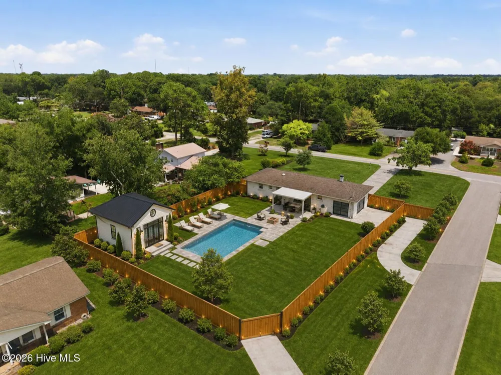 501 Long Leaf Acres Drive Wilmington, NC 28405