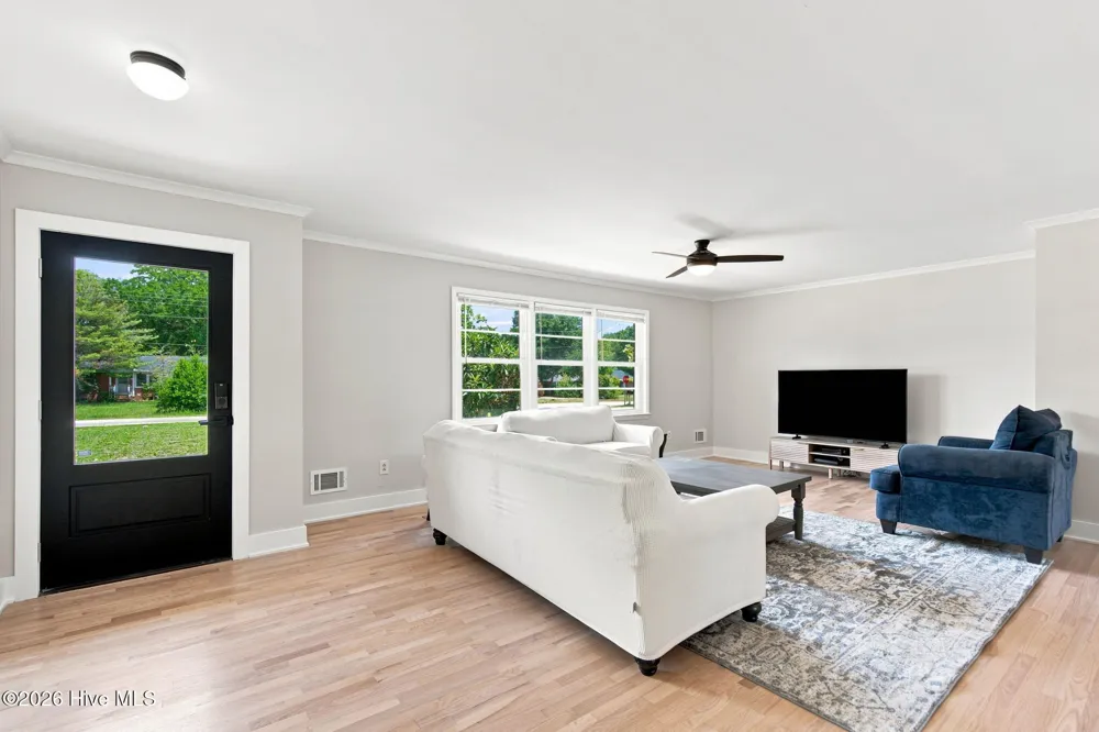 501 Long Leaf Acres Drive Wilmington, NC 28405