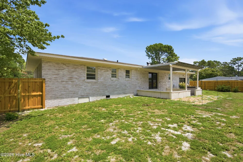 501 Long Leaf Acres Drive Wilmington, NC 28405