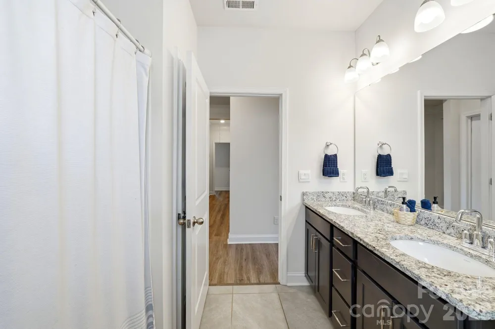 4374 Riverton Loop Denver, NC 28037