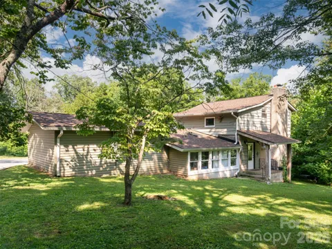 61 Sherwood Forest Drive