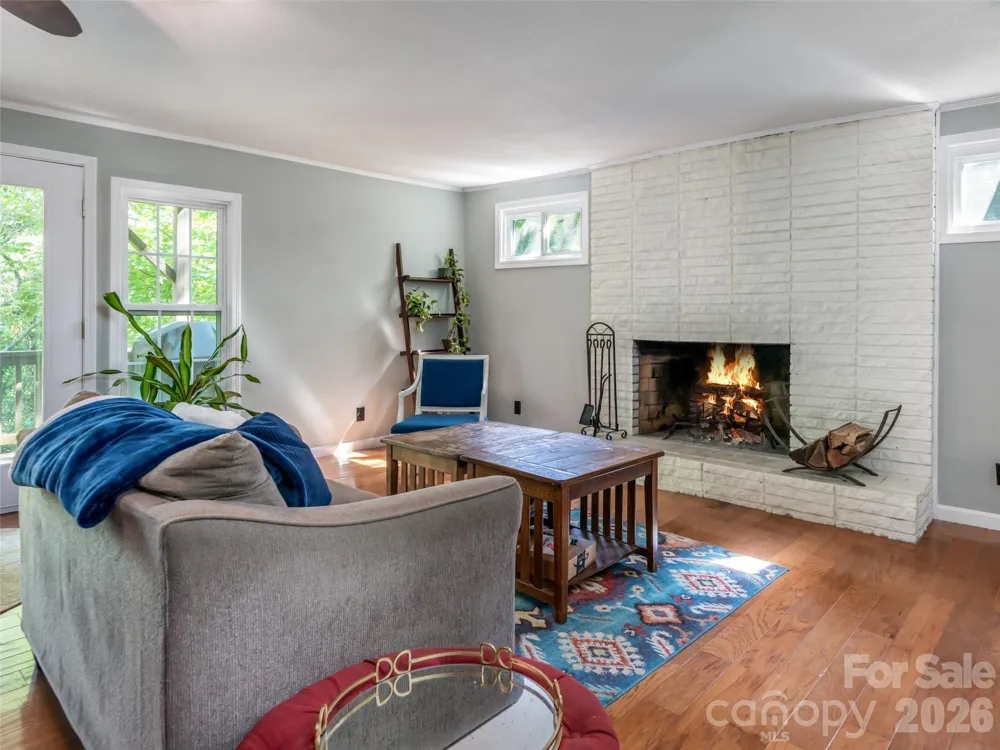 61 Sherwood Forest Drive Arden, NC 28704