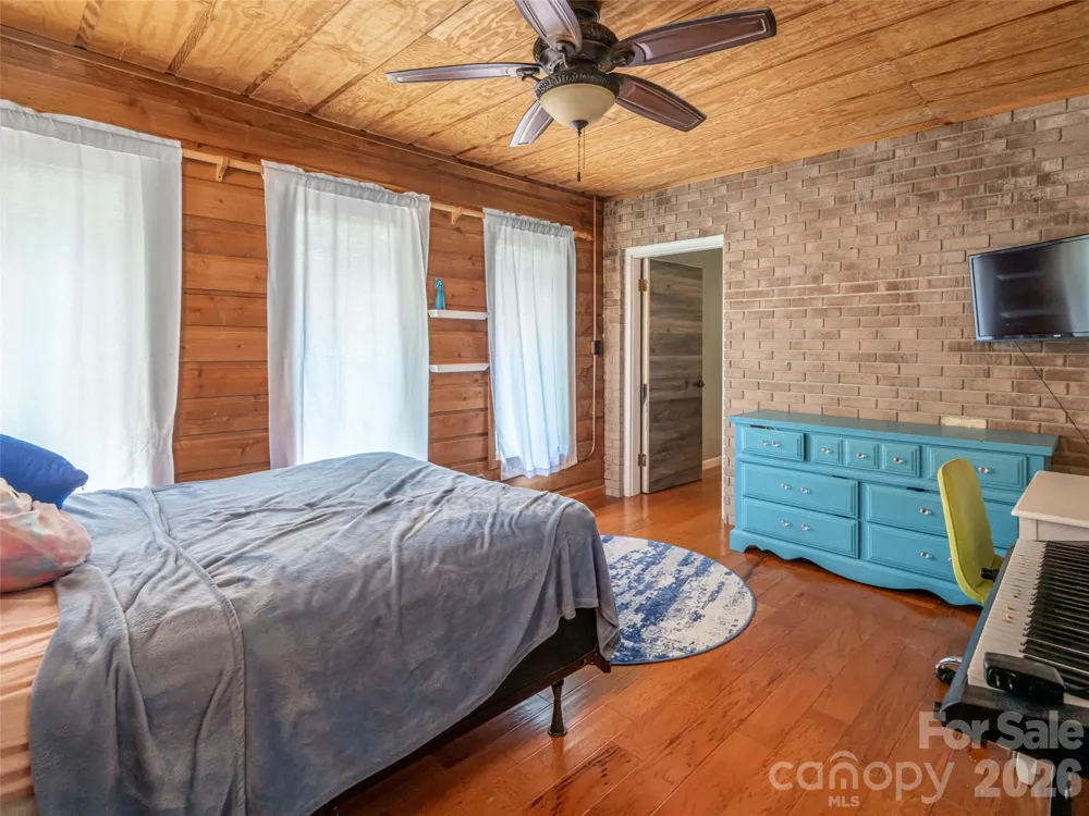 61 Sherwood Forest Drive Arden, NC 28704