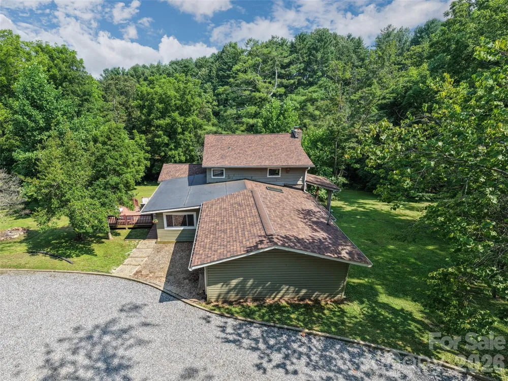 61 Sherwood Forest Drive Arden, NC 28704