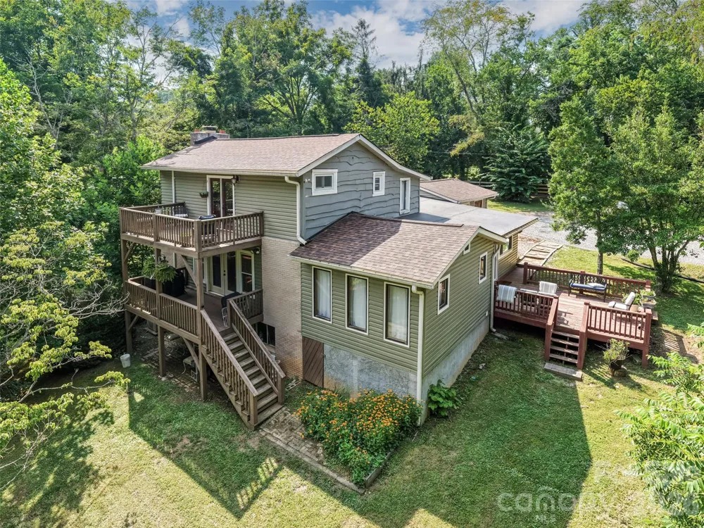 61 Sherwood Forest Drive Arden, NC 28704