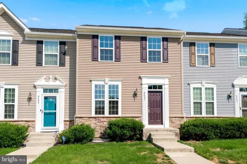 8647 ROSECRANS LANE