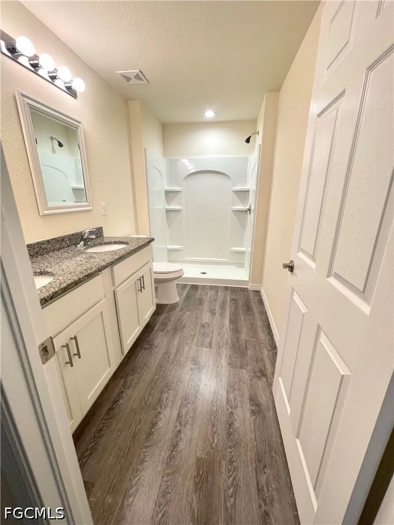 W Hummingbird Drive Labelle, FL 33935