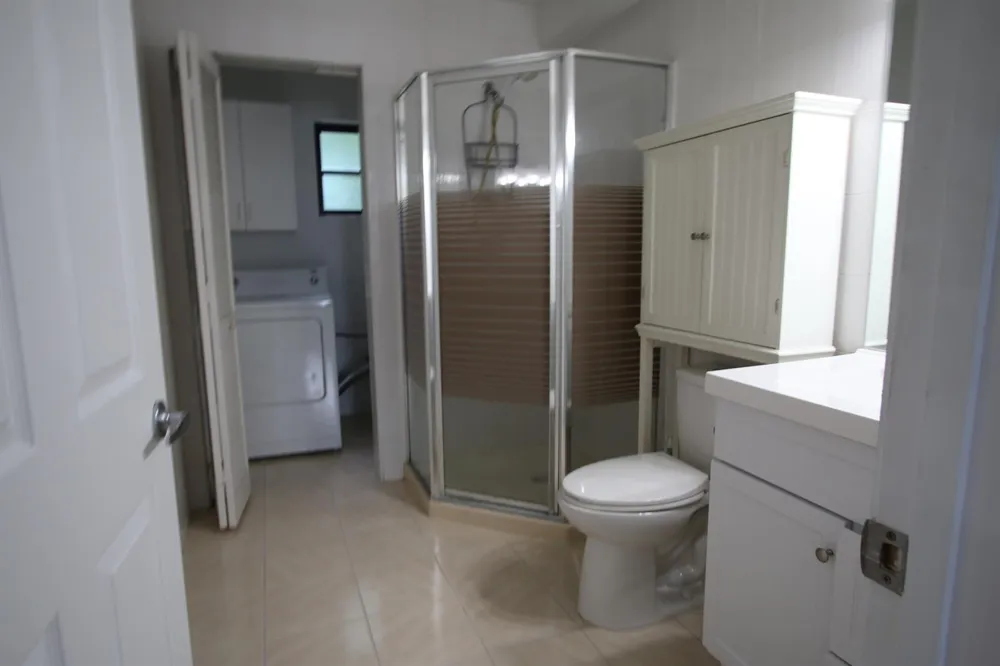 324 W PINE STREET #13 Lantana, FL 33462