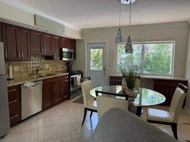 223 S FEDERAL Highway #17 Dania Beach, FL 33004