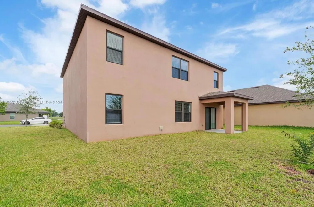 5305 FANTASY DRIVE Fort Pierce, FL 34947