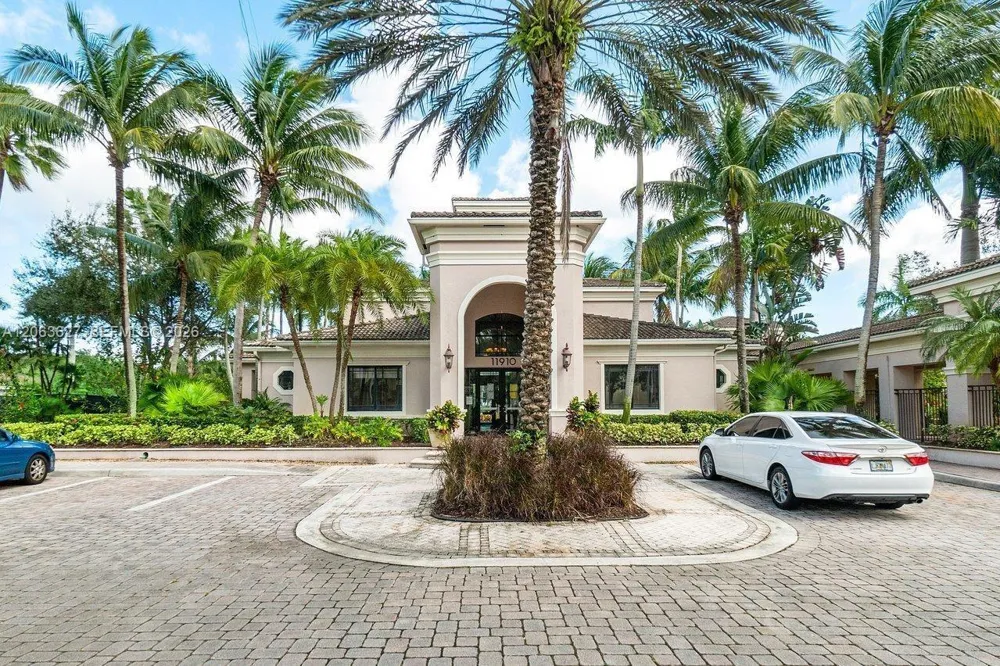 2813 Grande Pkwy #301 Palm Beach Gardens, FL 33410