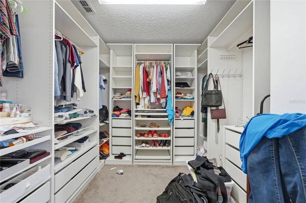10114 OAK CREST ROAD Orlando, FL 32829