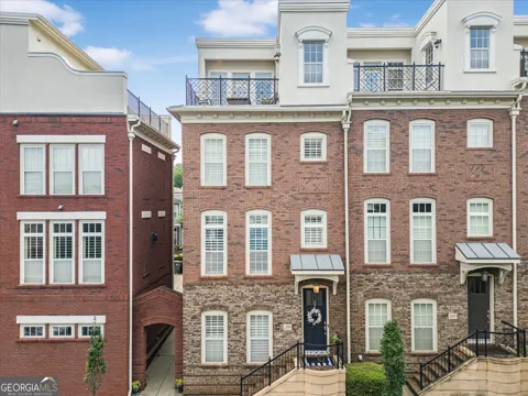 299 Green ST