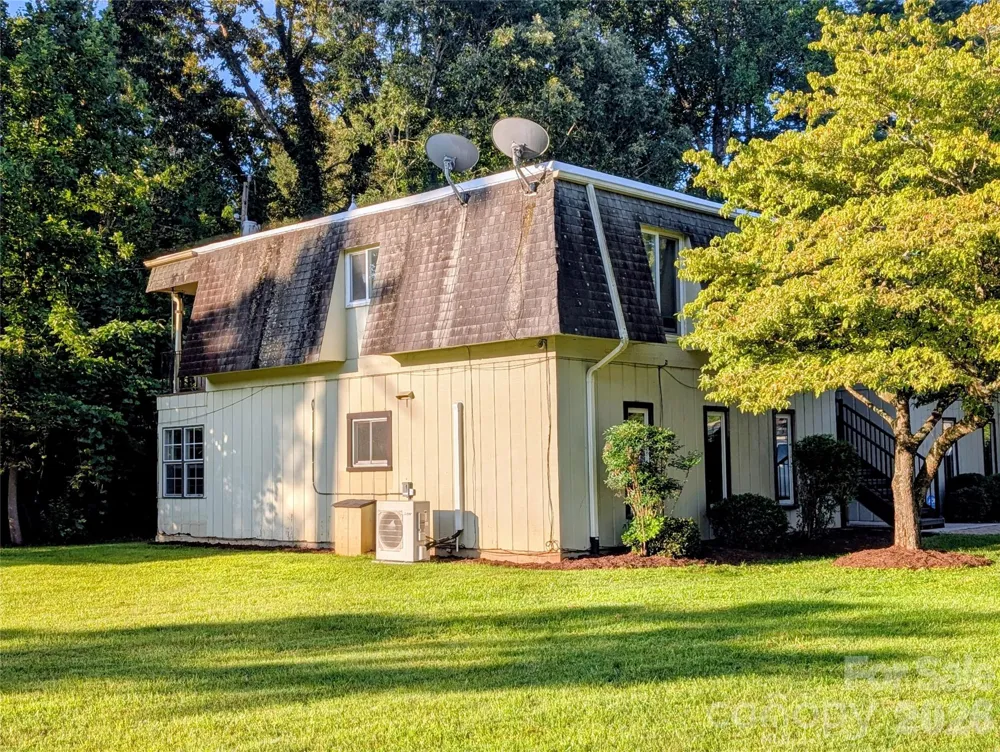 75 Jolly Lane #D4 Hendersonville, NC 28739