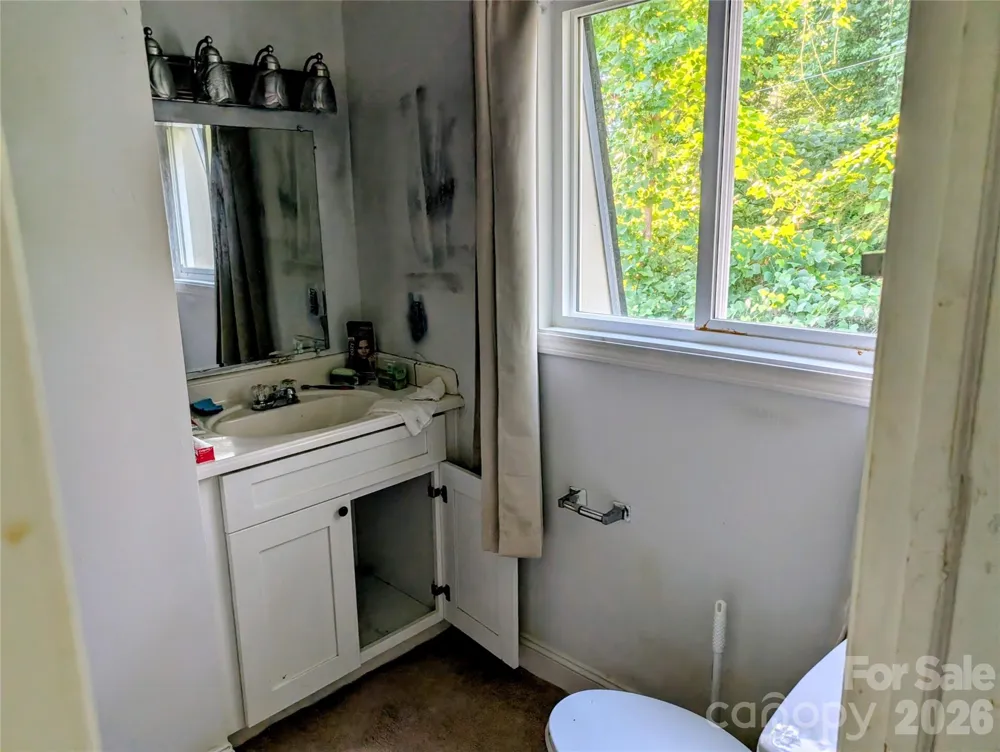 75 Jolly Lane #D4 Hendersonville, NC 28739