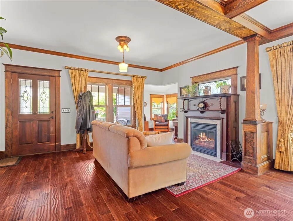 2400 H STREET Vancouver, WA 98663