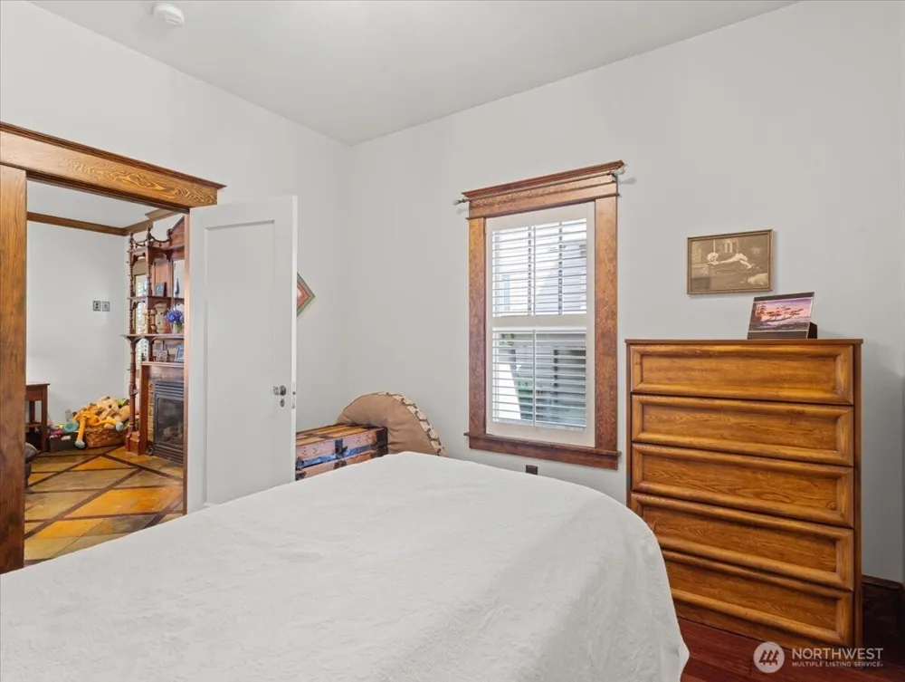 2400 H STREET Vancouver, WA 98663