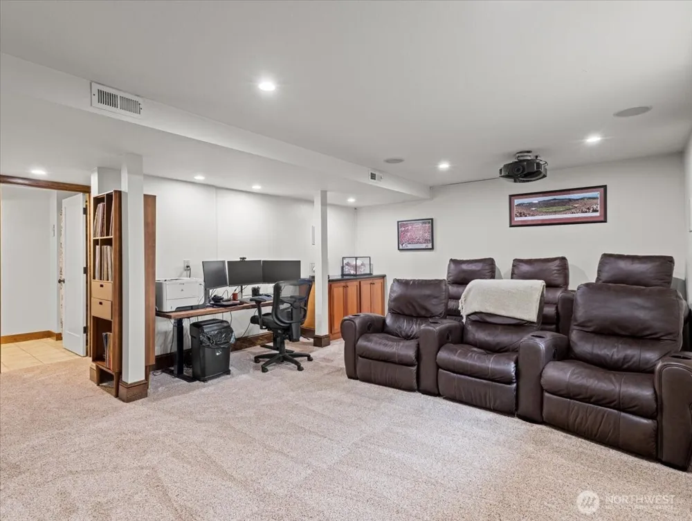 2400 H STREET Vancouver, WA 98663