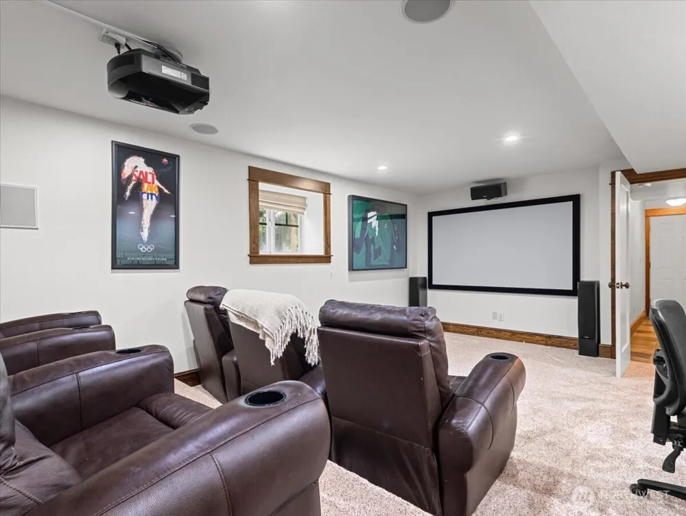 2400 H STREET Vancouver, WA 98663