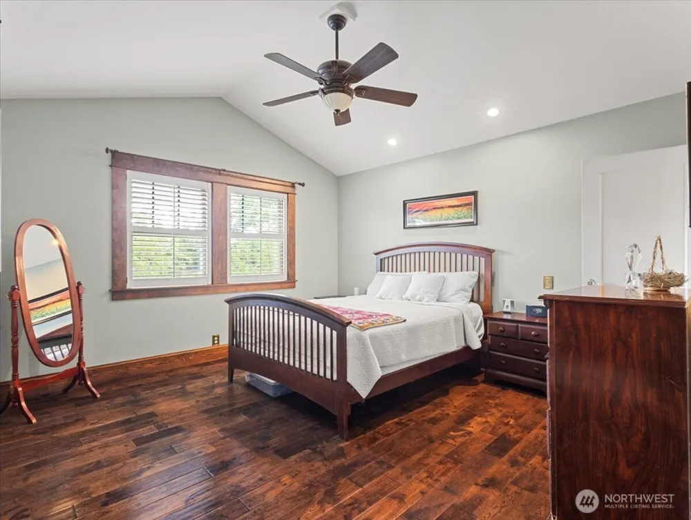 2400 H STREET Vancouver, WA 98663