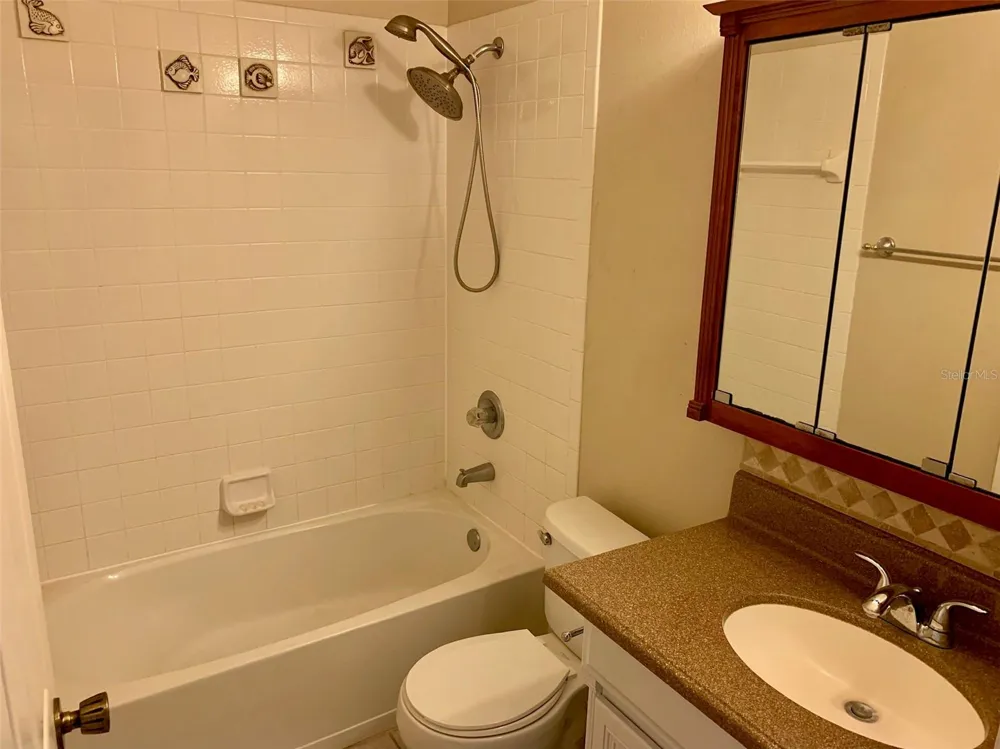 13024 ROYAL GEORGE AVENUE Odessa, FL 33556
