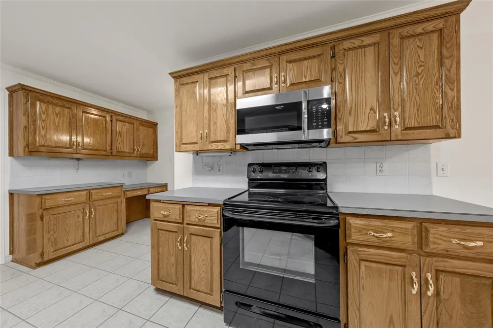6006 WILDCAT DRIVE Temple, TX 76502